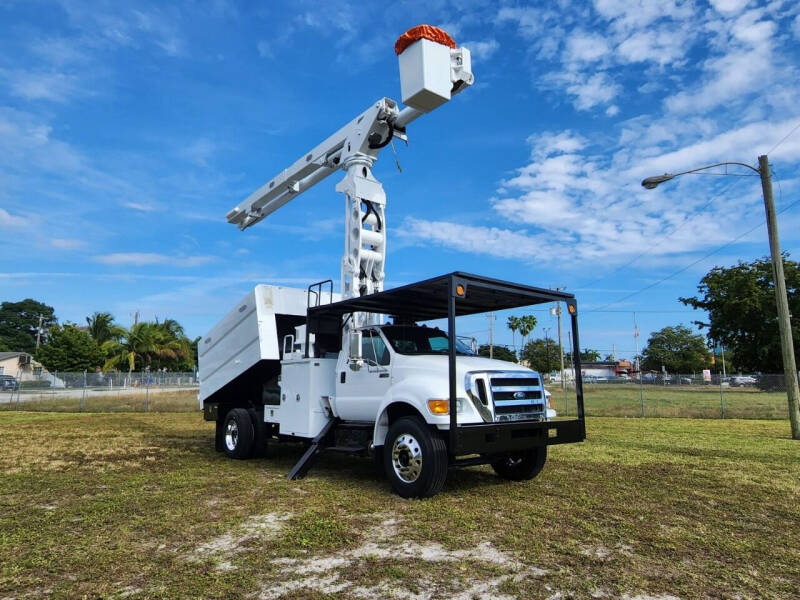 2011 Ford F-750 Super Duty for sale at American Trucks and Equipment in Hollywood FL