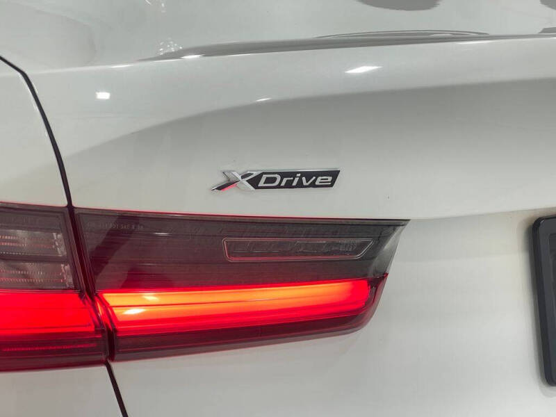 2019 BMW 3 Series 330i xDrive