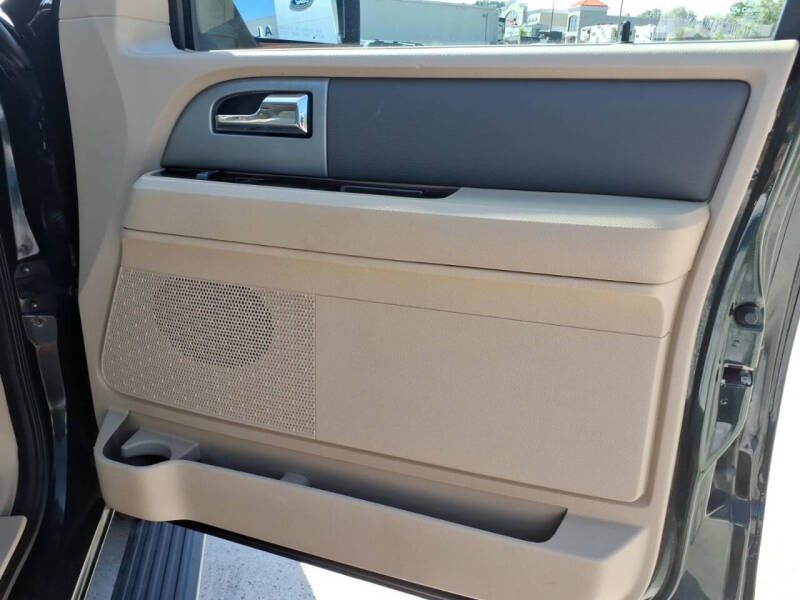 2012 Ford Expedition EL XLT