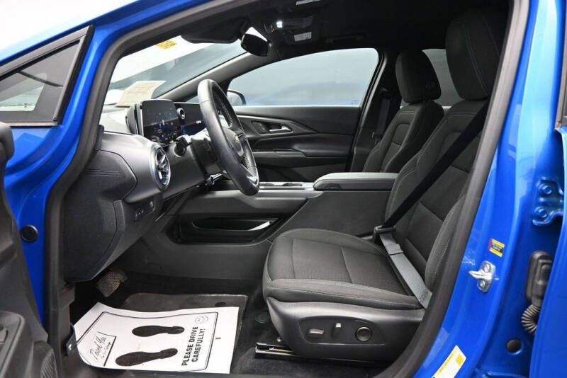 2025 Chevrolet Equinox EV LT 1