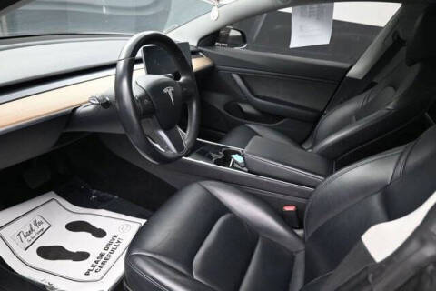 2019 Tesla Model 3 Mid Range