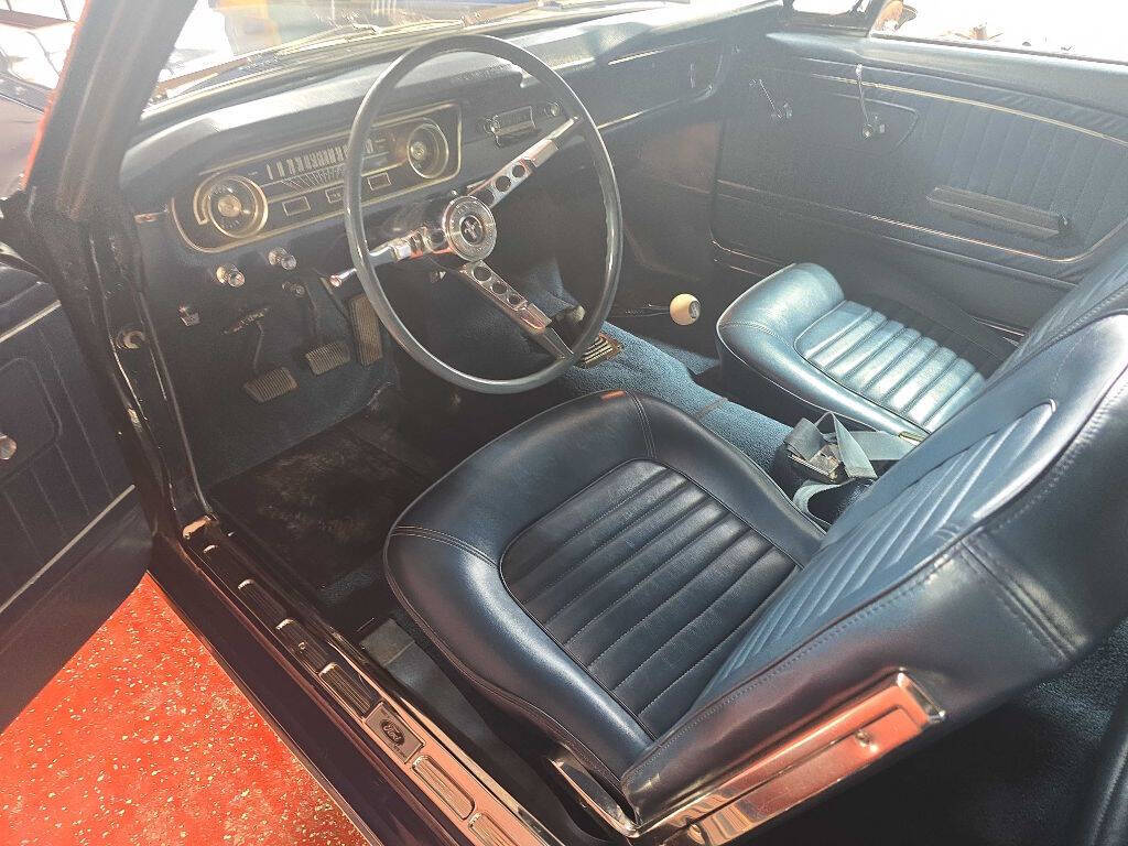 1965 Ford Mustang 31