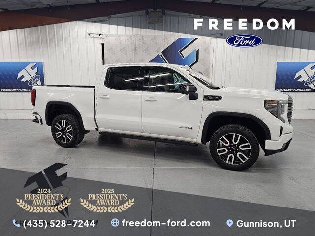 2022 GMC Sierra 1500 AT4