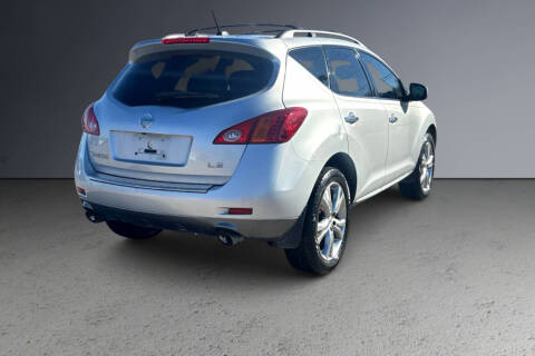 2010 Nissan Murano LE
