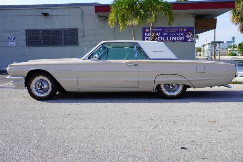 1964 Ford Thunderbird