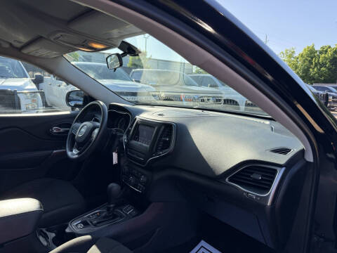 2019 Jeep Cherokee Latitude