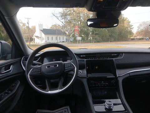 2023 Jeep Grand Cherokee Laredo X