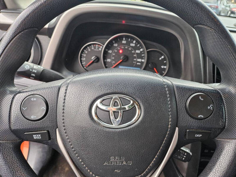 2016 Toyota RAV4 LE