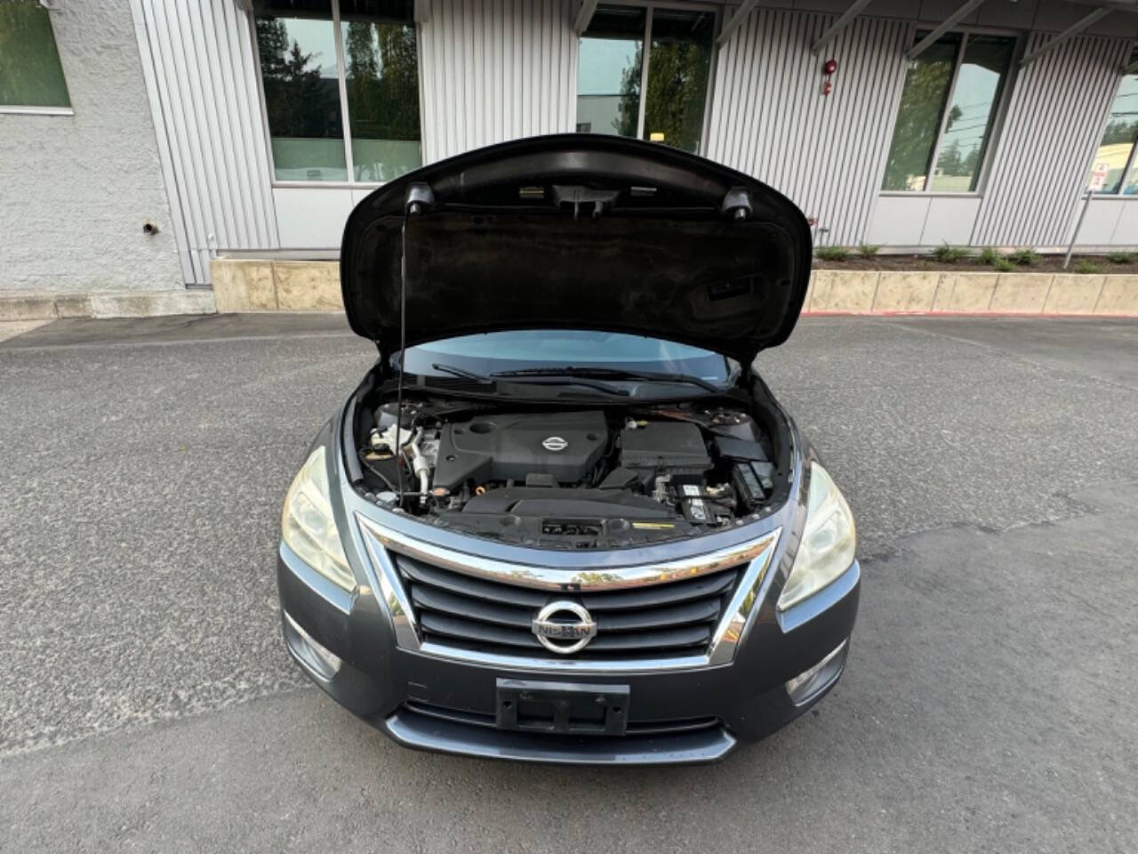 2013 Nissan Altima for sale at Worldwide Auto in Portland, OR