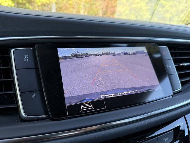 2021 Buick Enclave Essence