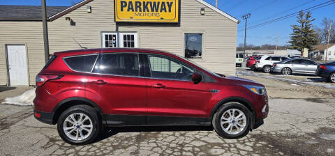 2017 Ford Escape for sale at Parkway Motors in Springfield IL