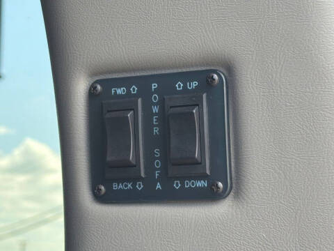 2023 Chevrolet Express 2500