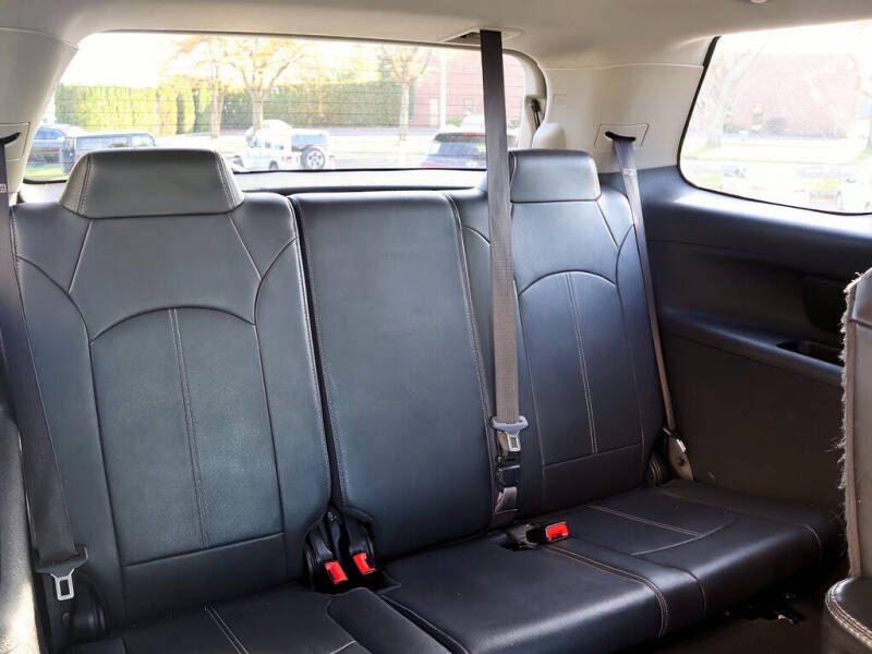 2016 GMC Acadia SLT-1