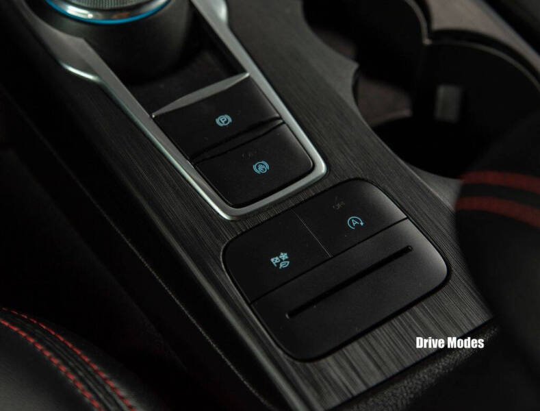 2025 Ford Escape ST-Line Select