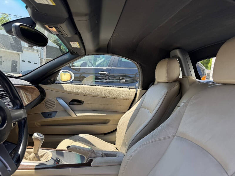 2003 BMW Z4 3.0i