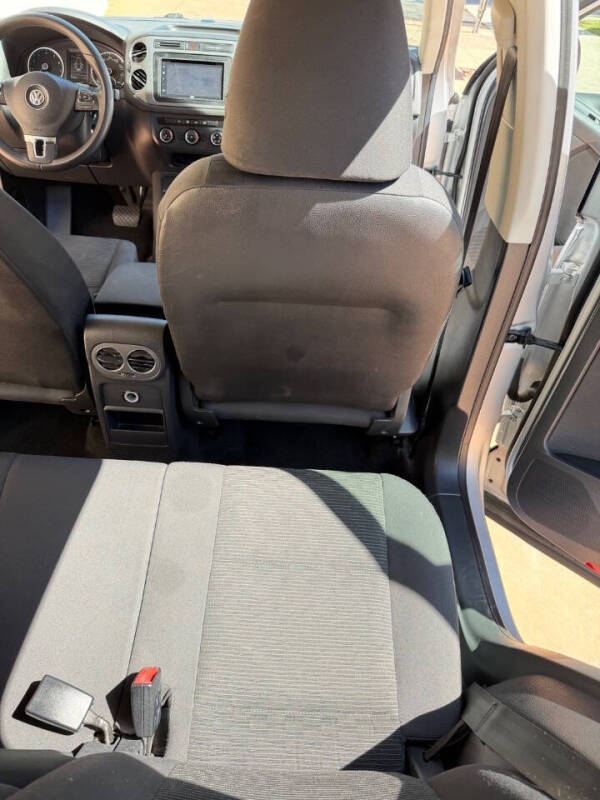 2015 Volkswagen Tiguan S