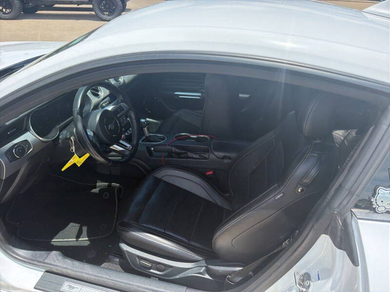 2022 Ford Mustang EcoBoost Premium
