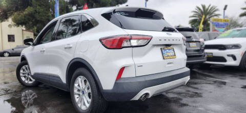 2020 Ford Escape SE