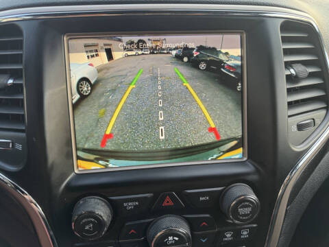 2017 Jeep Grand Cherokee Laredo