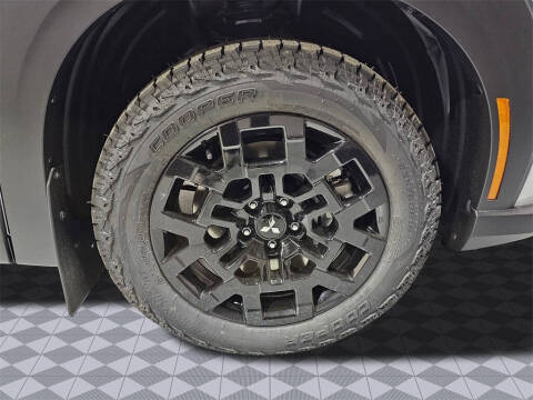 2025 Mitsubishi Outlander