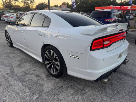 2013 Dodge Charger SRT8