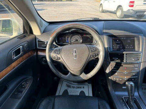2013 Lincoln MKT
