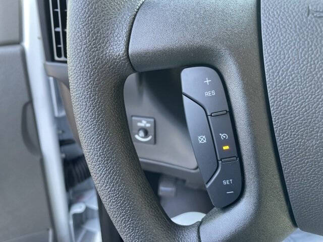 2025 GMC Savana 2500