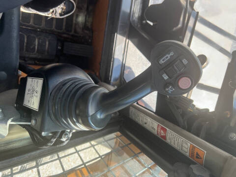 2016 Case IH  TR270 TRACK LOADER