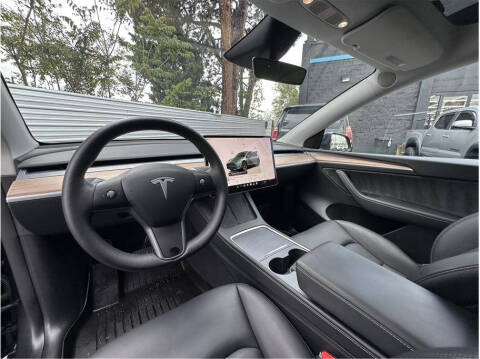 2025 Tesla Model Y Long Range