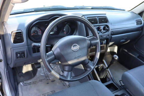2003 Nissan Frontier Standard