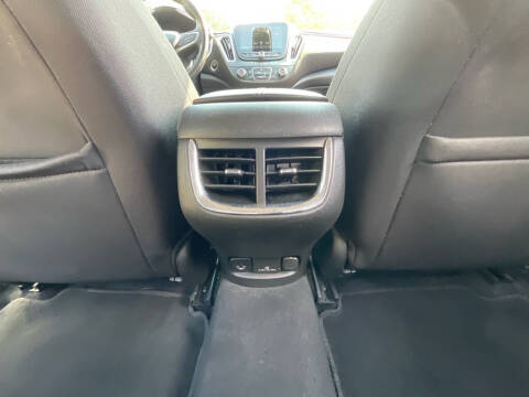 2017 Chevrolet Malibu LT