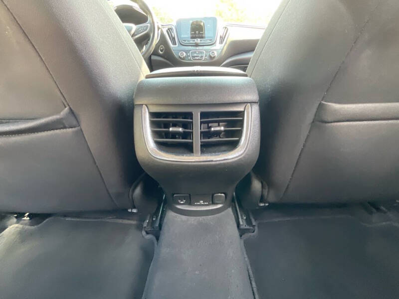 2017 Chevrolet Malibu LT