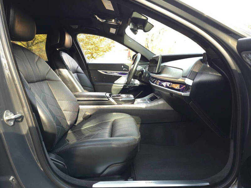 2024 BMW i7 xDrive60