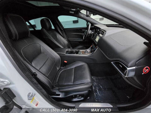 2017 Jaguar XE 20d R-Sport