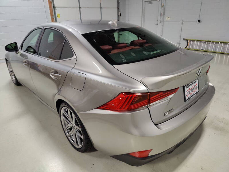 2019 Lexus IS 300