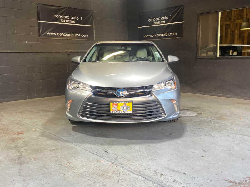2017 Toyota Camry Hybrid
