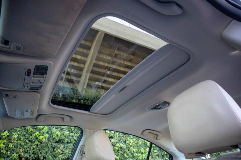 2017 Subaru Legacy 2.5i Limited