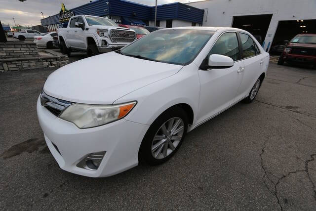 2014 Toyota Camry XLE V6
