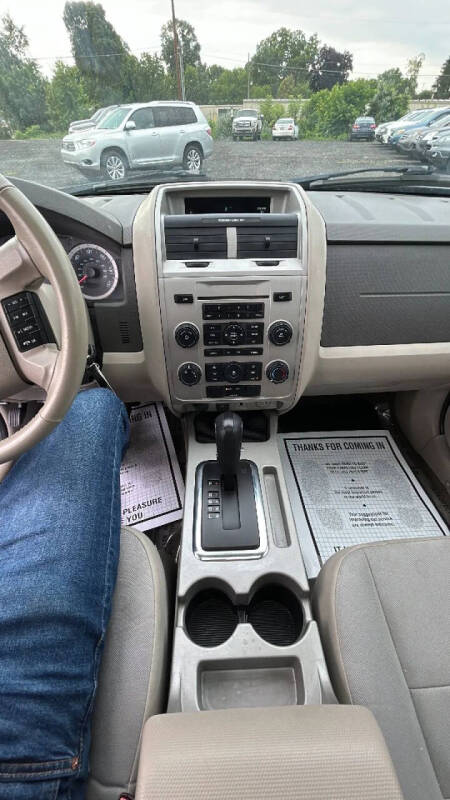 2011 Ford Escape XLT