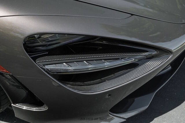 2018 McLaren 720S Luxury