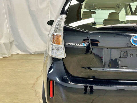 2012 Toyota Prius v
