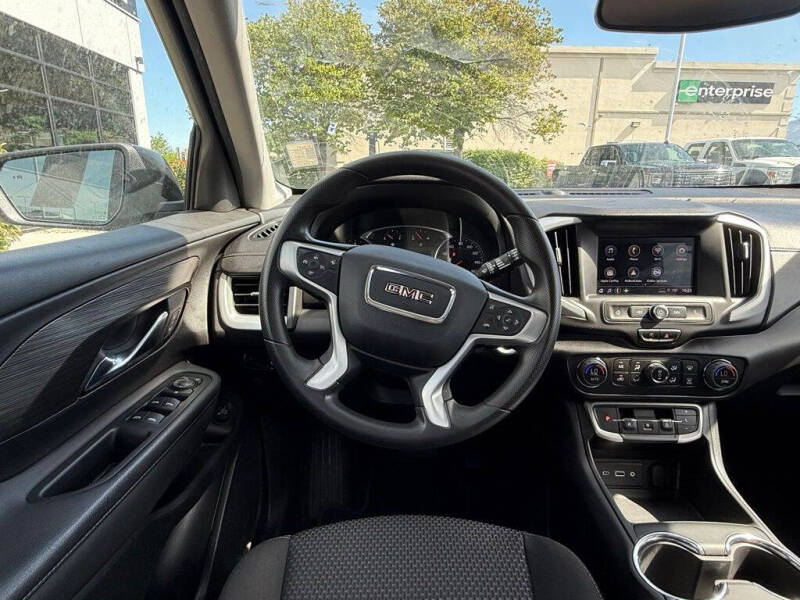 2023 GMC Terrain SLE