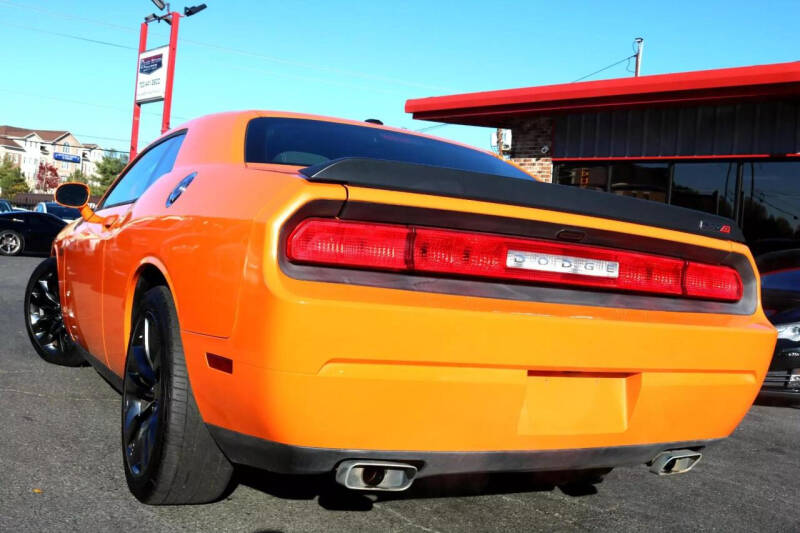 2014 Dodge Challenger SRT8 Core