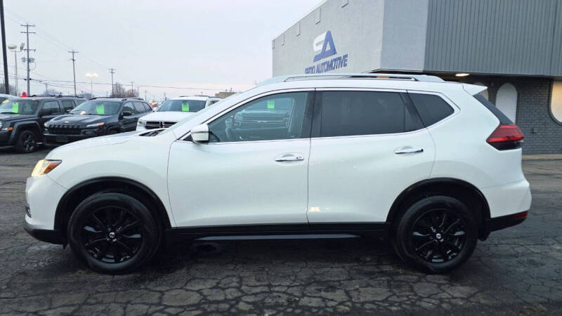 2017 Nissan Rogue SV