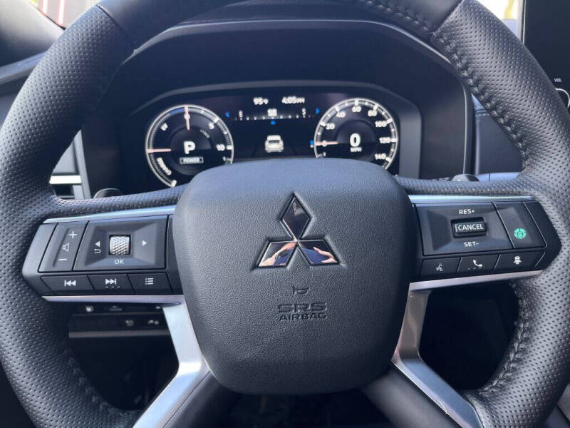 2025 Mitsubishi Outlander PHEV SEL Black Edition