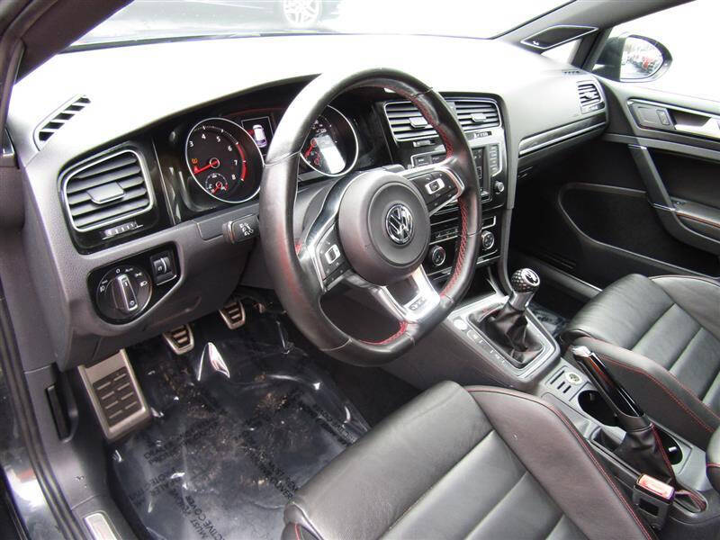 2016 Volkswagen Golf GTI