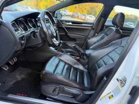 2015 Volkswagen Golf GTI SE