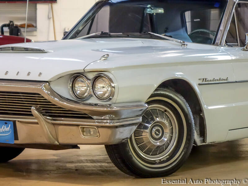 1964 Ford Thunderbird