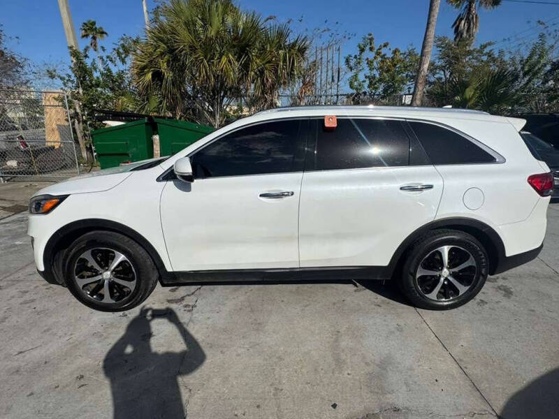 2018 Kia Sorento EX V6