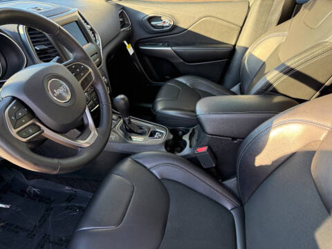 2019 Jeep Cherokee Latitude Plus